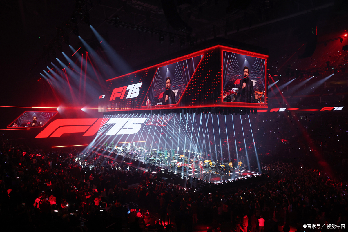 MAD血洗PSG，Deft打出惊人五杀宿敌对决半决赛，点燃全场激情