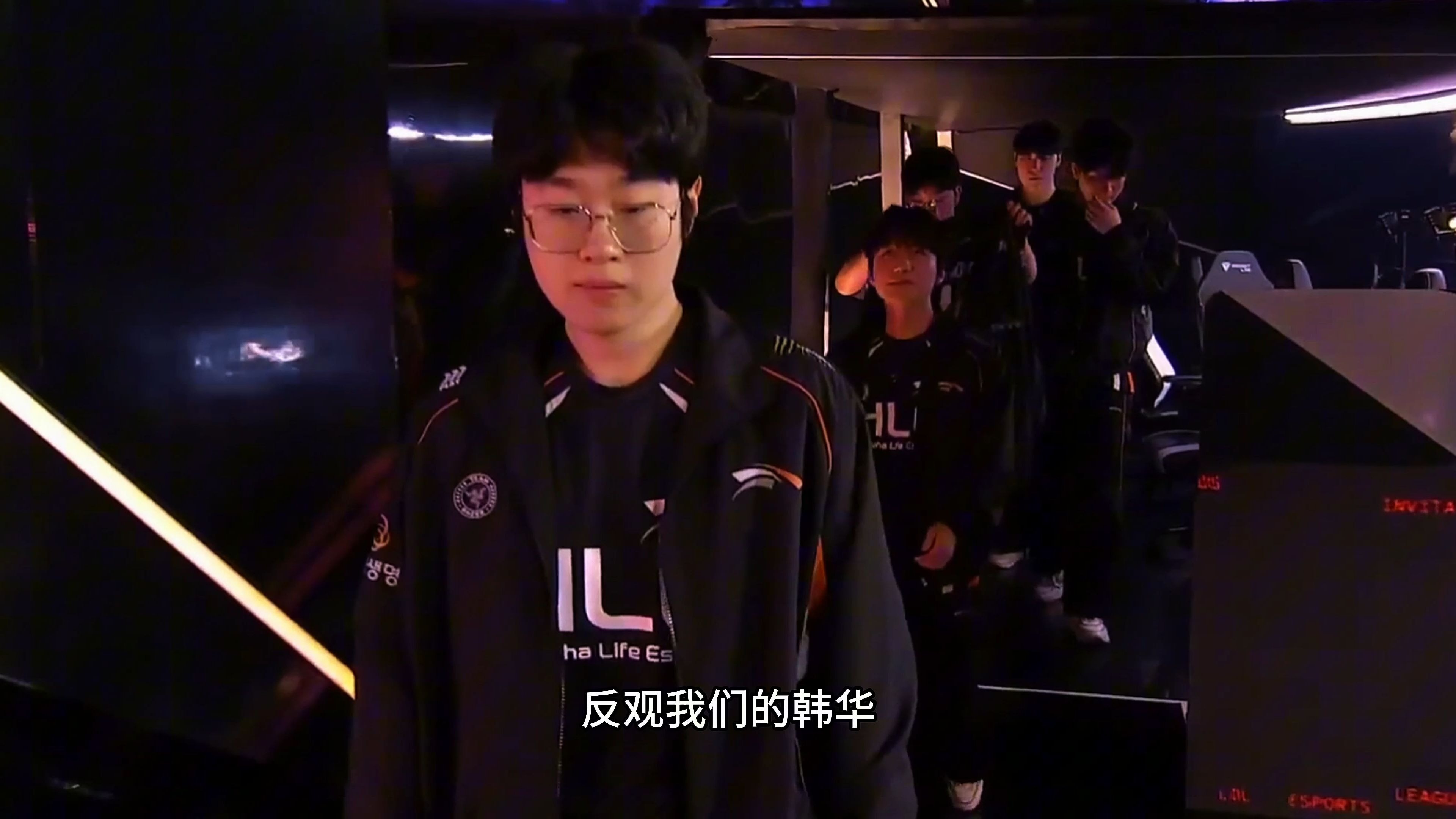 开云下载-HLE鏖战GEN，Meiko开启传奇时刻焦点之战半决赛，锁定晋级资格