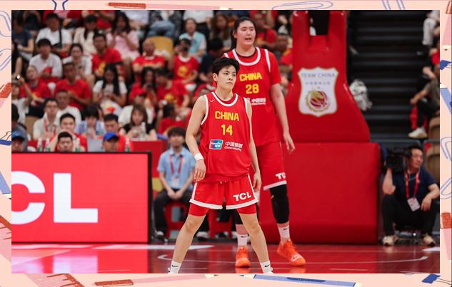 球队新阵容出炉,每场比赛崭露头角 球队新阵容出炉,每场比赛崭露头角