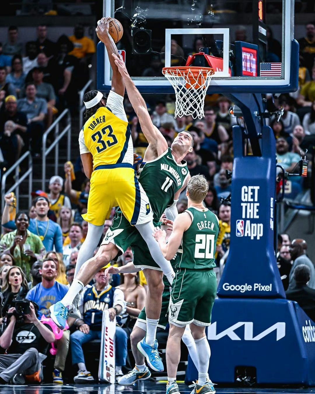 开云体育-雄鹿队连胜开局，打出强劲气势