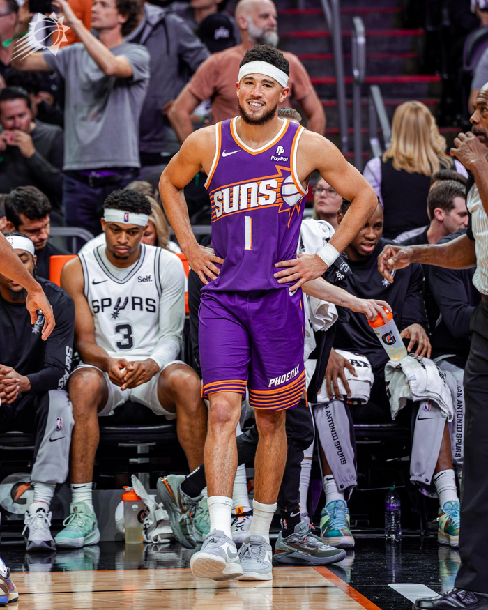 太阳击败森林狼，布克32分领军的简单介绍