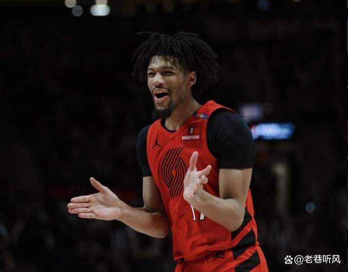 76人击败爵士,西蒙斯表现全面 76人击败爵士,西蒙斯表现全面