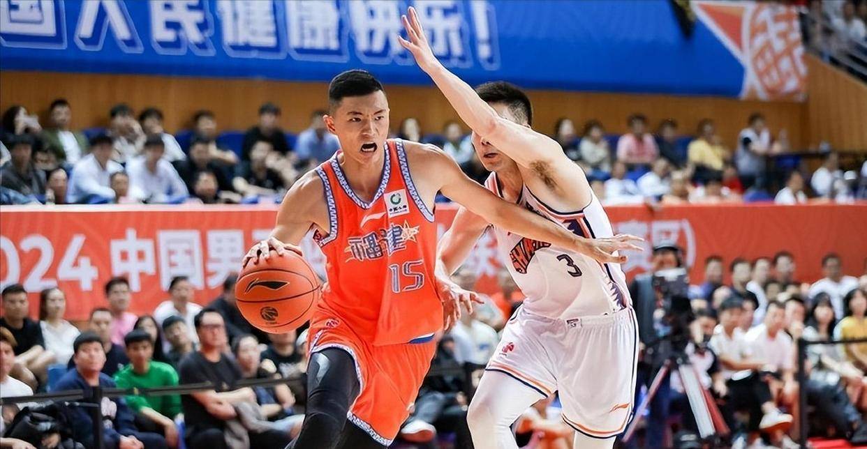 福建男篮主场连胜，气势如虹！