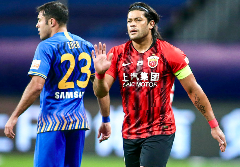 上港客场逼平苏宁，保持不败纪录