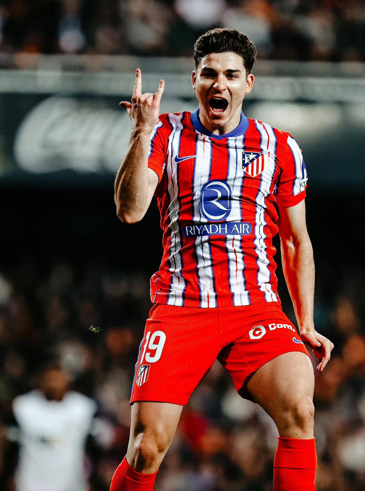 马竞主场杀敌致勋，守卫榜首