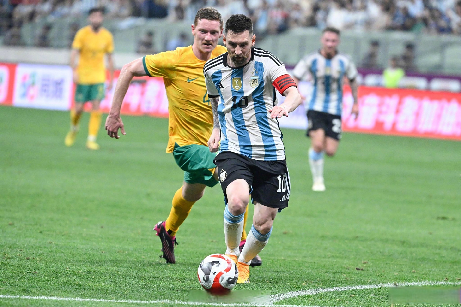 阿根廷战胜澳大利亚出局