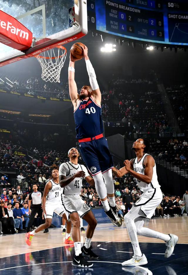 开云体育APP下载-快船轻取篮网，周琦统治全场的简单介绍