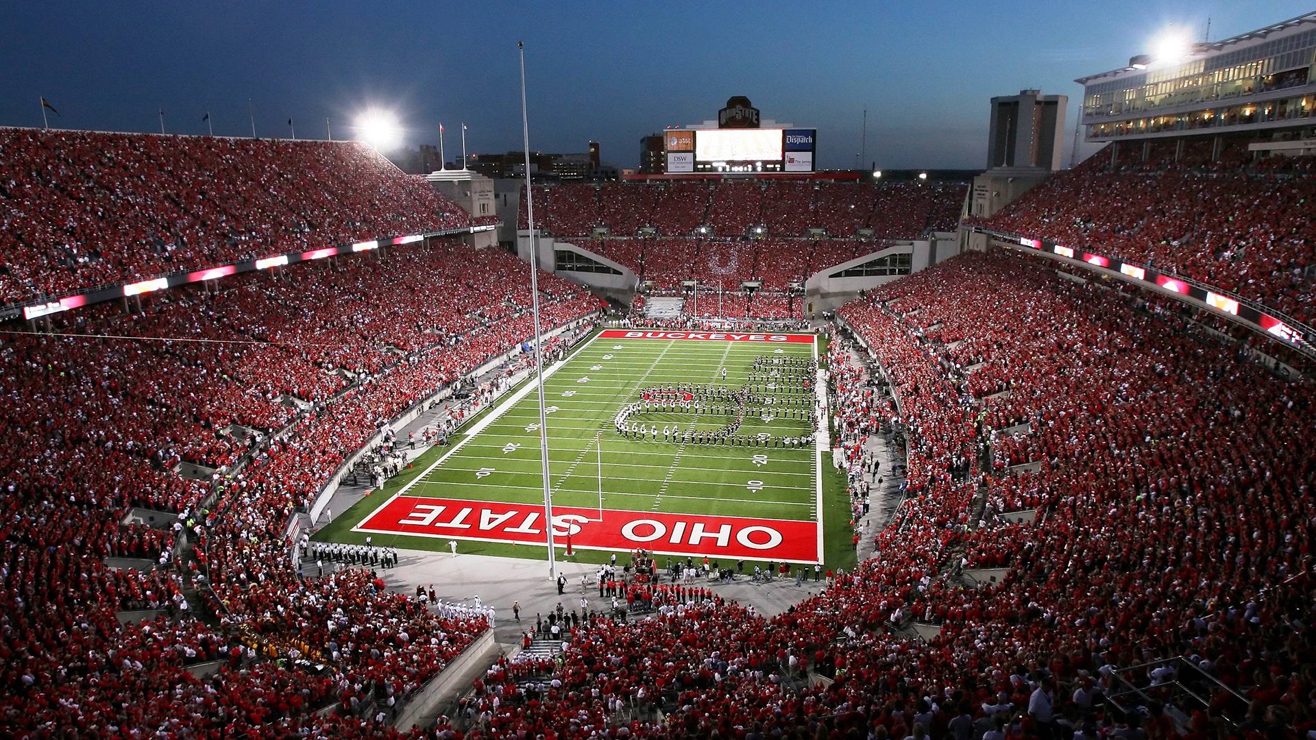 魔术力克篮网挺进争冠战，浓眉硬仗之王显神威