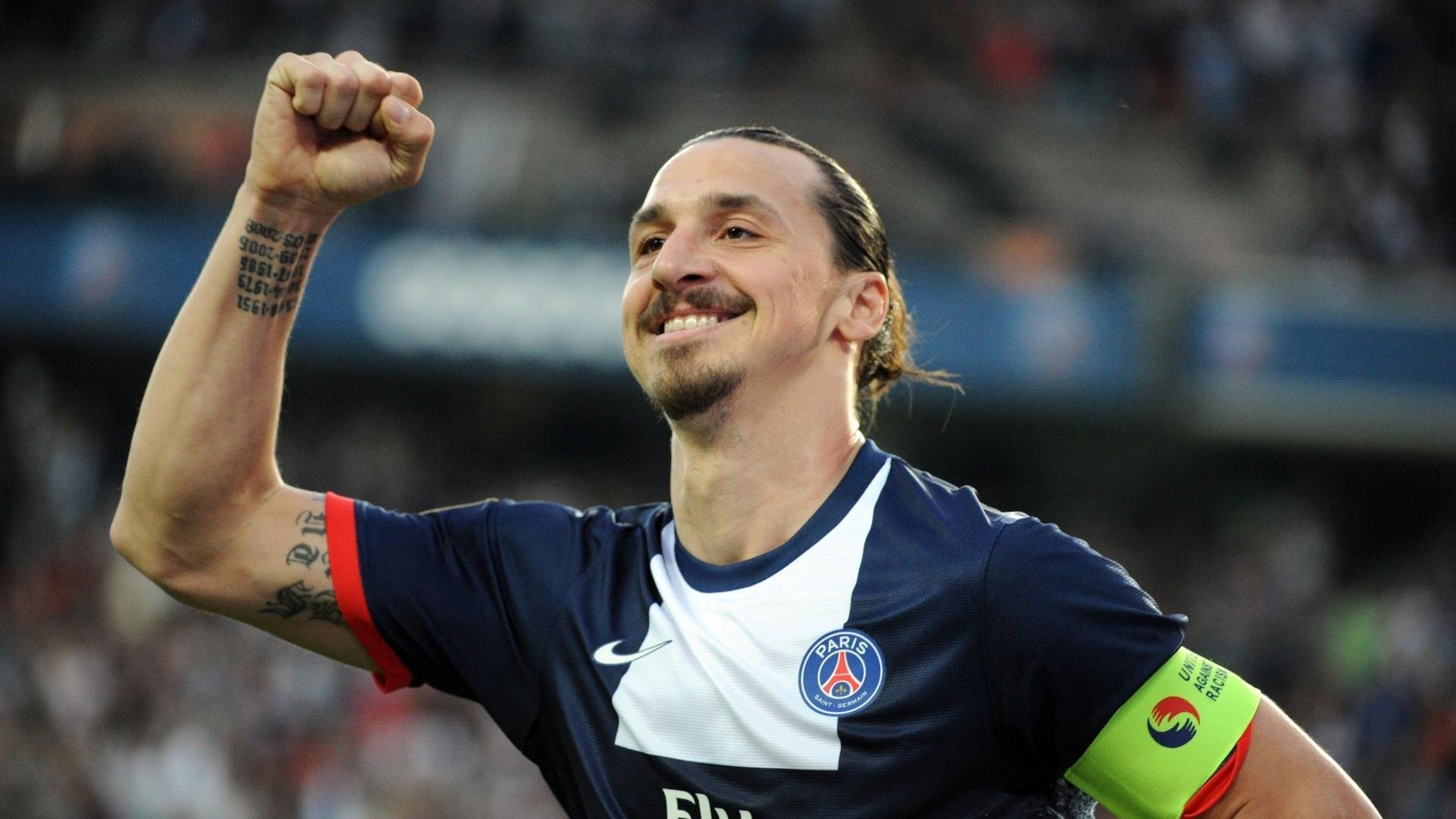 亚洲双星照亮世界体坛，日本足球轻取德国，陈雨菲羽坛高光